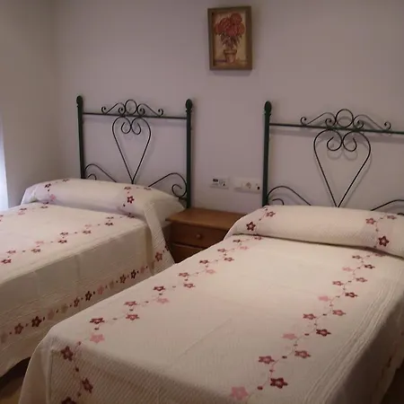Hotel Delphos 2*
