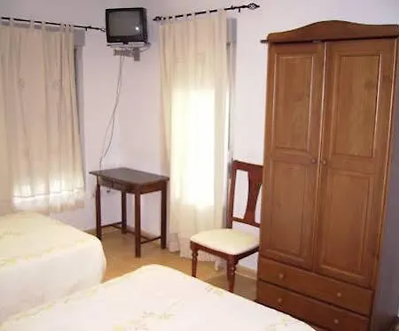 Hotel Delphos 2*