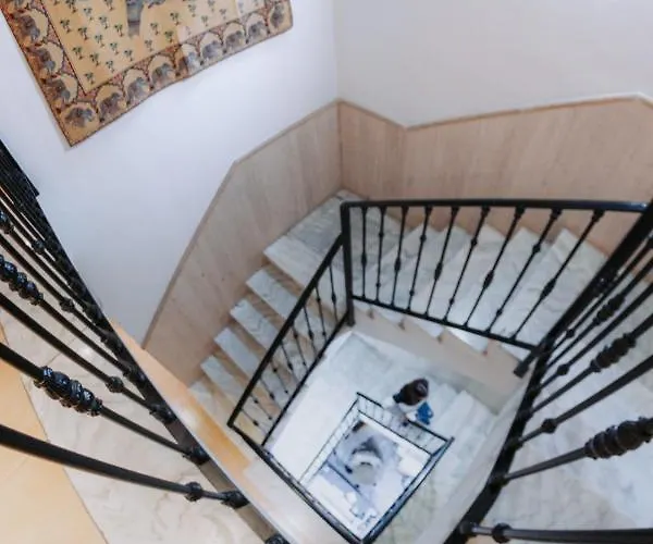 Otel Delphos Moraleja