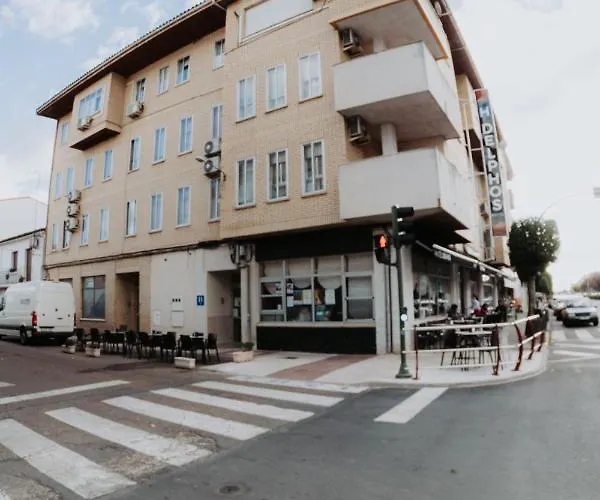 Delphos Otel Moraleja