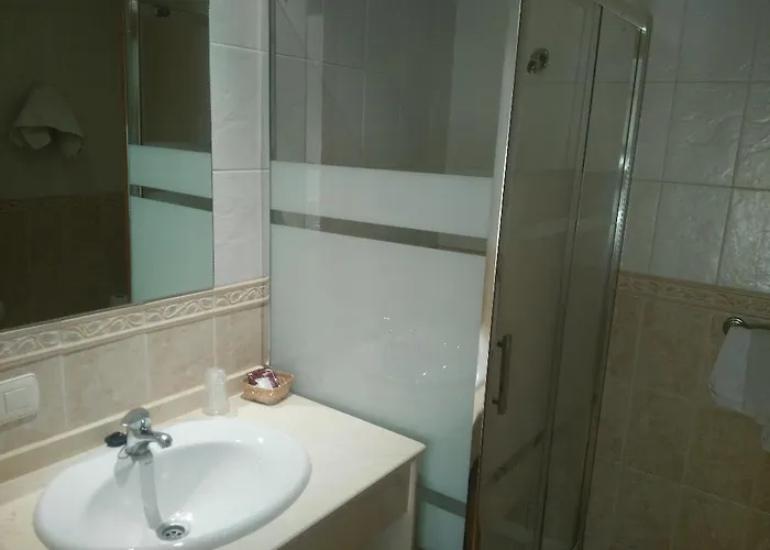 Отель Delphos Моралеха